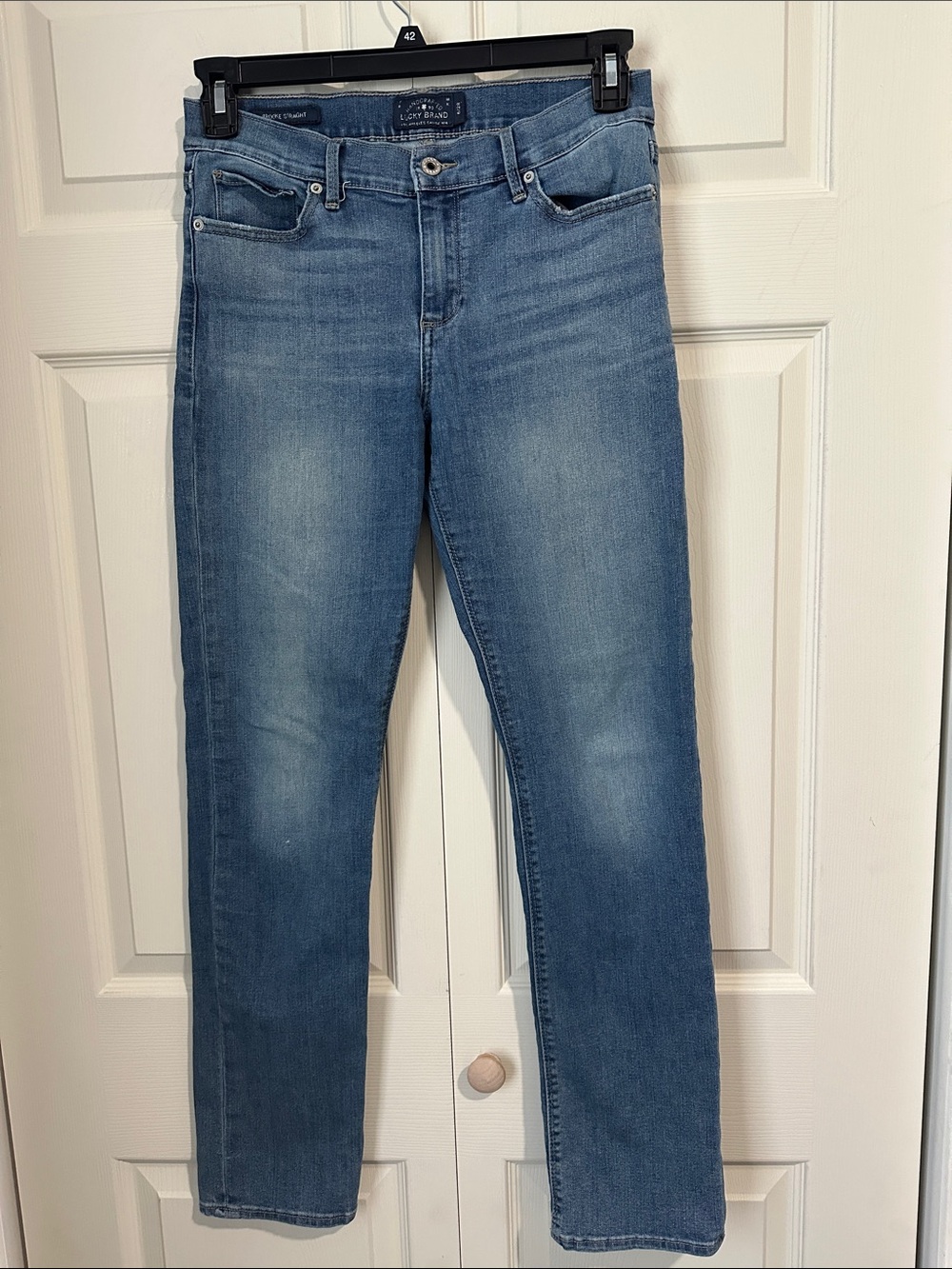Lucky Brand Women’s Blue Straight Jeans Size 6